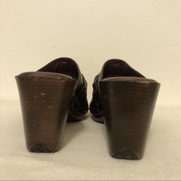 SBICCA Brown Leather Clogs - Picture 6 of 11